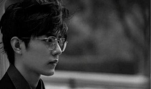 娱乐吃瓜君某小生,揭秘某小生背后的秘密与争议